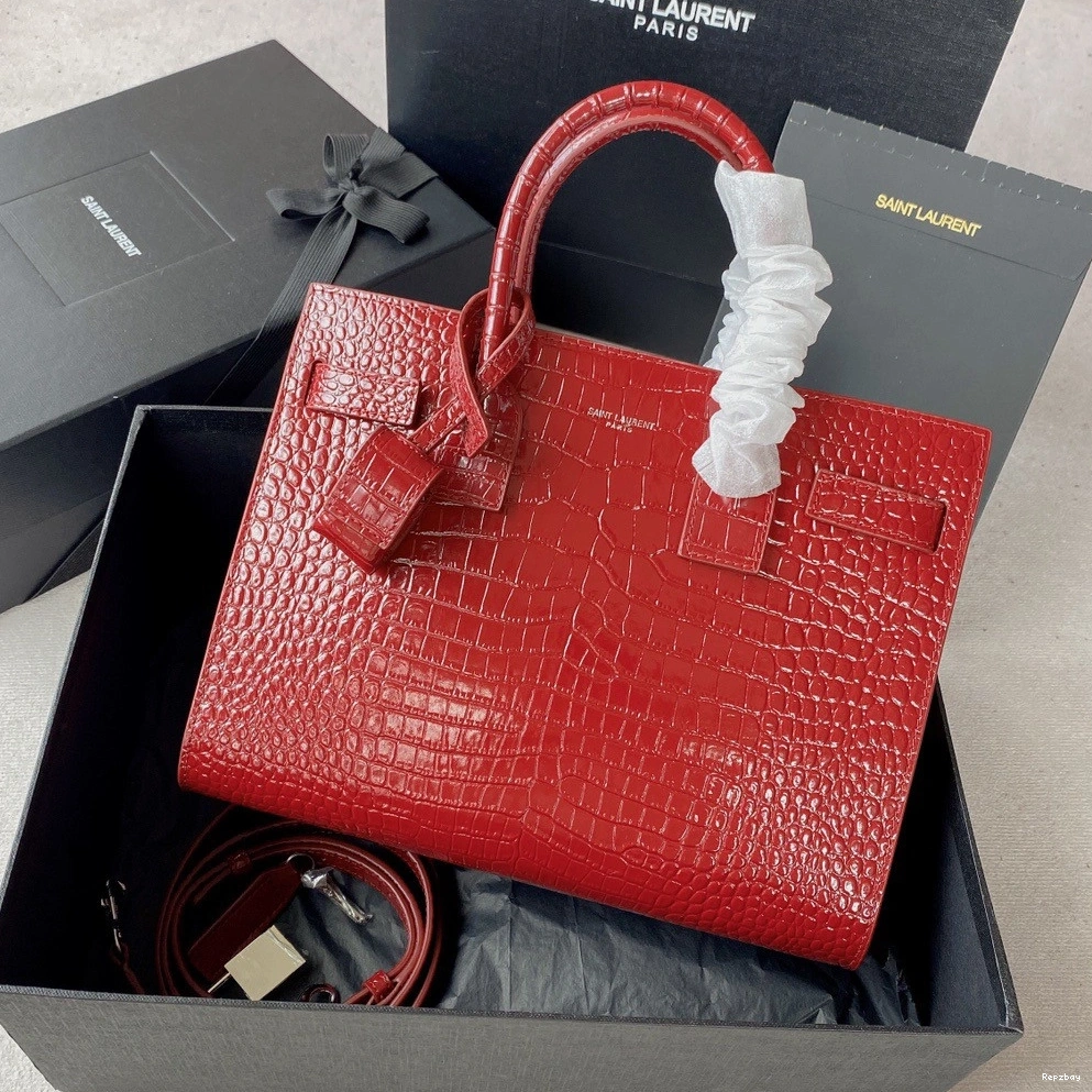 REP JOUR YSL DE BABY SAC 0711